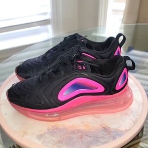 Nike Air Max 720 Black and Pink